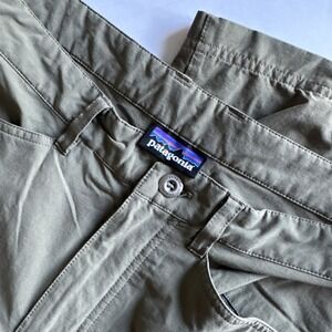 Patagonia Men's Utility Shorts Size‎ Men  30 Green Hiking  Walking Nylon Oudoor